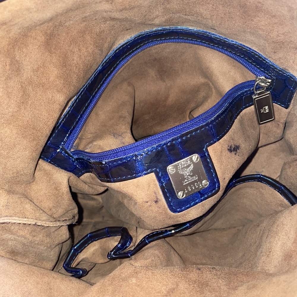 MCM Blue Crocodile Embossed Patent Leather Bag - Picture 6 of 10
